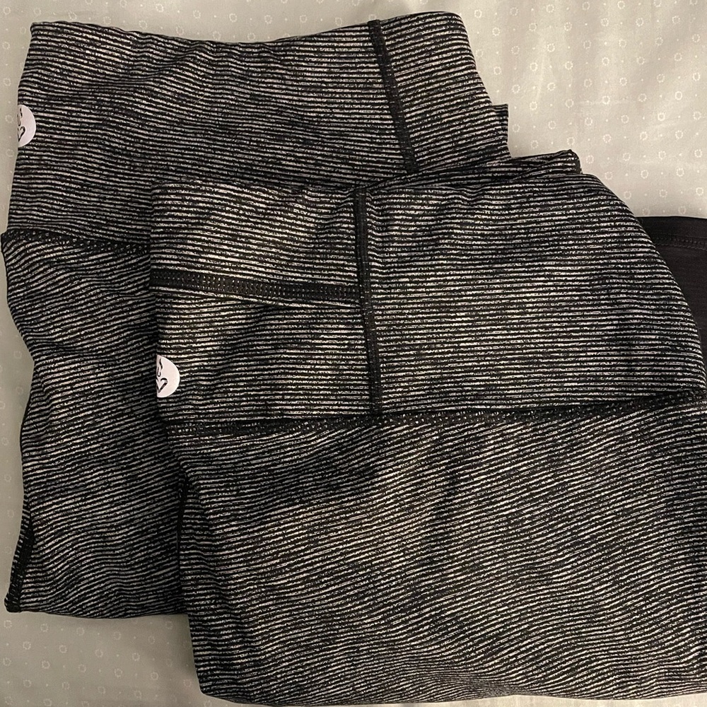 Torrid Performance Core Full & Crop Length Active Leggings Bundle Size 2 2X EUC